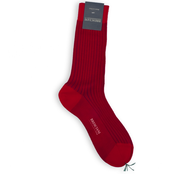 Socken in Rot mit blauen Schattenstreifen von Calzificio M Bresciani